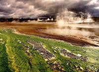 Geyser_basin___nr-_large_