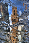 Palazzo_vechio_tower_reflection_small