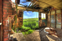 Old_farm_house_kitchen
