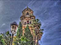 Torre_catedral_farola_f_filtered