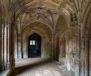 Into_room_2_adj2_crop_web