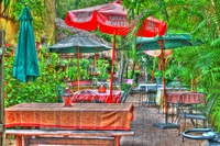 Pias_trattoria_outside_dining