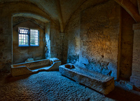 Room2_coffins2_web