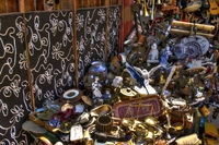 Flea_market