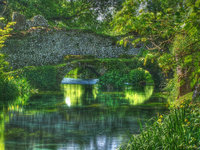 Giardino_di_ninfa-antico_ponte