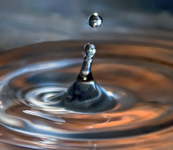 Water_droplet_2