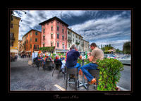 Tr_amici_al_bar_2