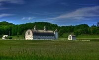 Sand_dunes_barn