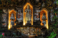 3statues