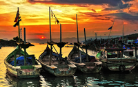 Sunset-at-pelabuhan-ratu