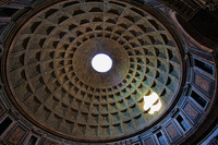 Pantheon-ceiling-with-oculus
