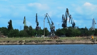 Gdansk-port-krane