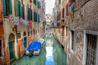 Venice-washing-lines-
