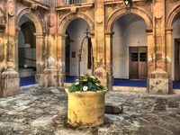 Patio-convento-santa-lucia