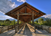 Bolzano-wooden-bridge-on-isarco-river