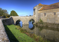 Bridge-to-the-castle