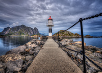 Lighthouse-in-reine