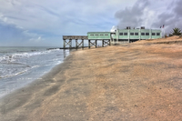 Dinner-at-the-beach-restaurant-