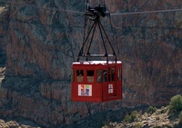 Gondola-over-royal-gorge-