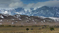 Sand-dunes-with-snow