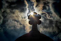 The-light-of-the-cross