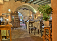 Tutti-a-tavola-