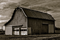 Old-barn-black-and-white