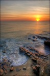 Golden-light-on-the-loc-h