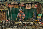 Man-at-covent-garden-market-london
