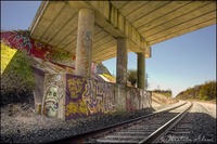 Train-tracks-graffiti