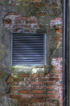 Brick-wall