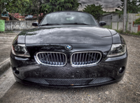 Bmw-z4-front-after-a-rainy-day-