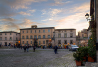 Italian-square-orvieto-