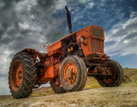 Tractor-