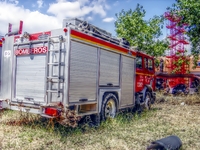 Cami-n-de-bomberos-abandonado