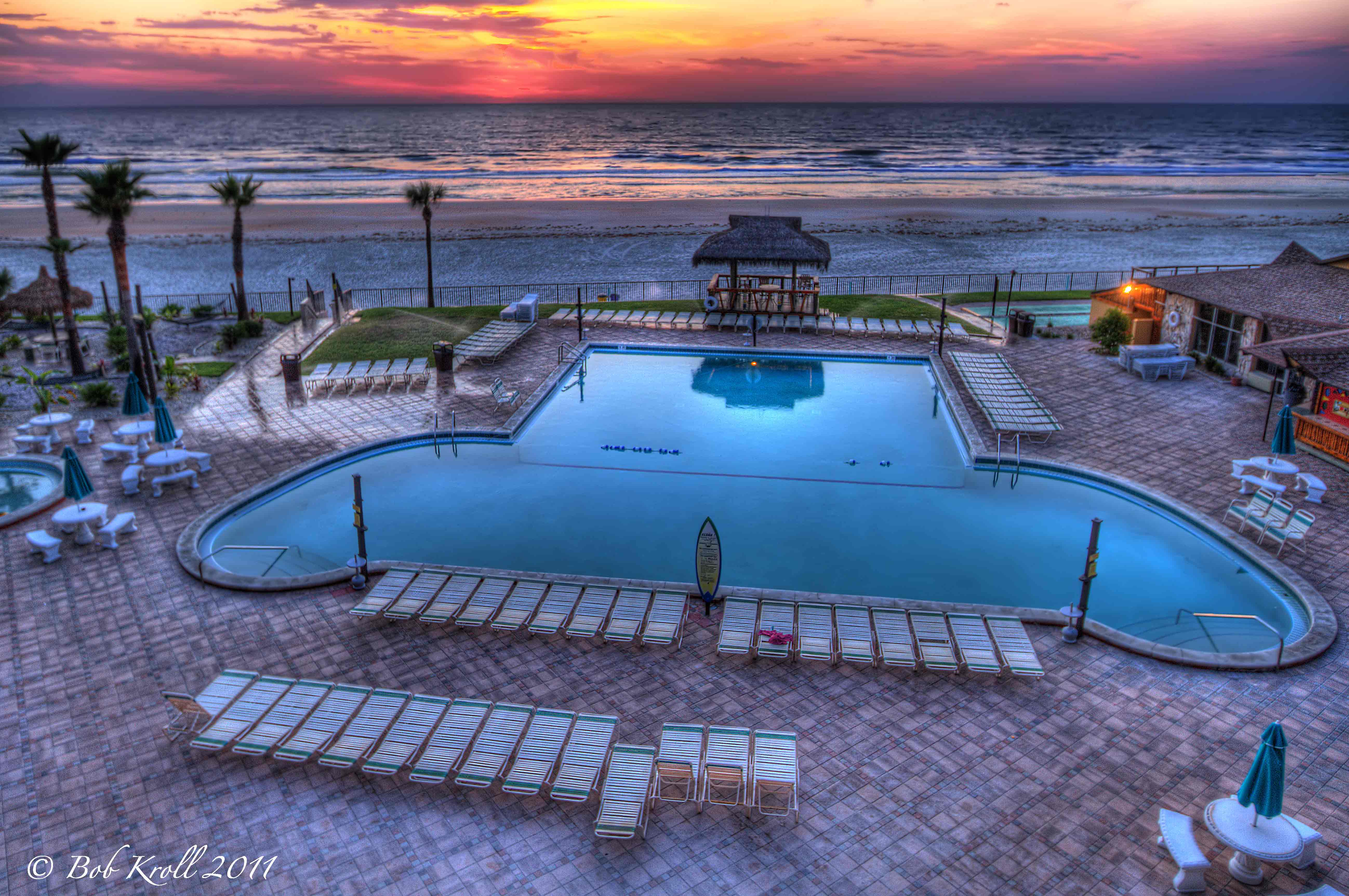 Pool At The Hawaiian Inn Resort In Daytona Beach Florida Hdr Creme Hawaiian Inn Resort In Daytona Beach Florida 4494 Views
